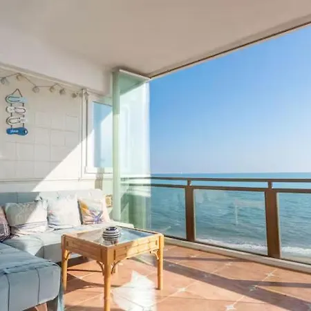 Apartment Malibu Dreams 2 Bedroom *