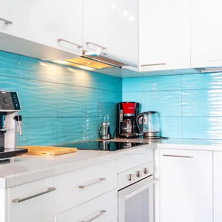 Malibu Dreams 2 Bedroom Apartment